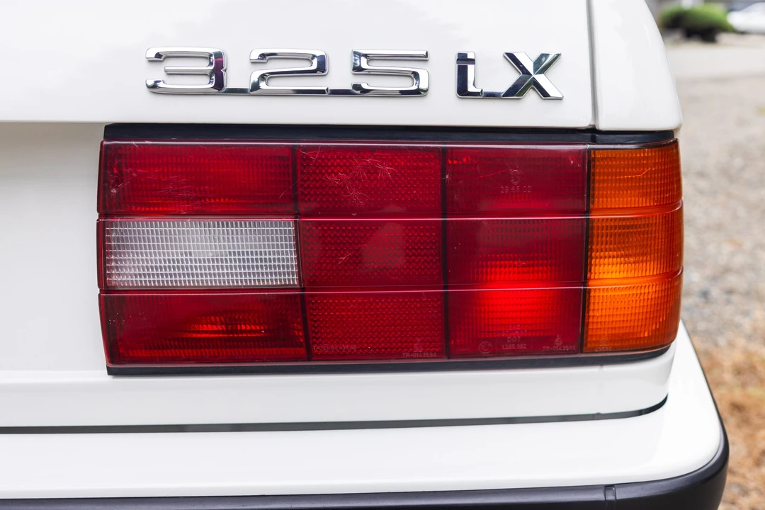 1991 BMW E30 3 Series - Image 19 of 31