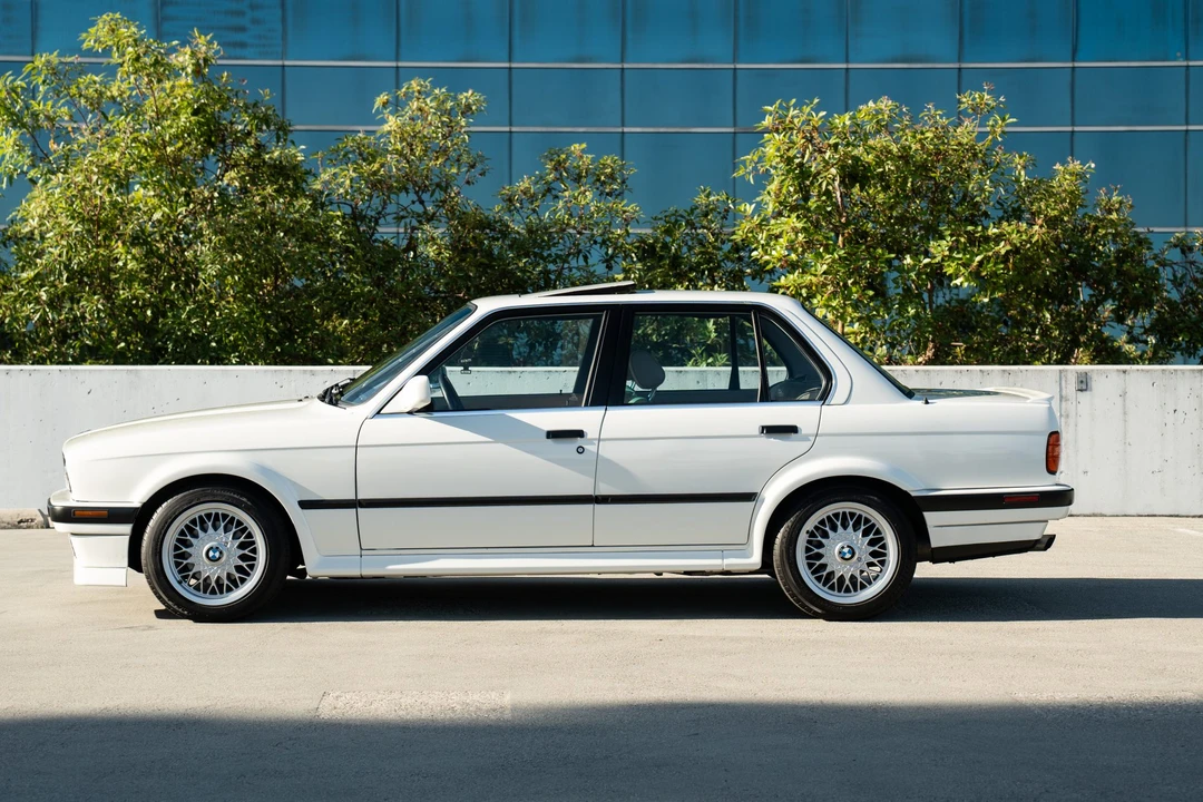 1991 BMW E30 3 Series - Image 13 of 31