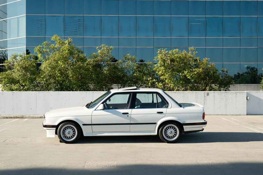 1991 BMW E30 3 Series - Image 12 of 31