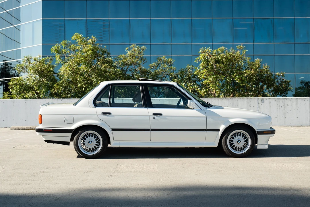 1991 BMW E30 3 Series - Image 7 of 31