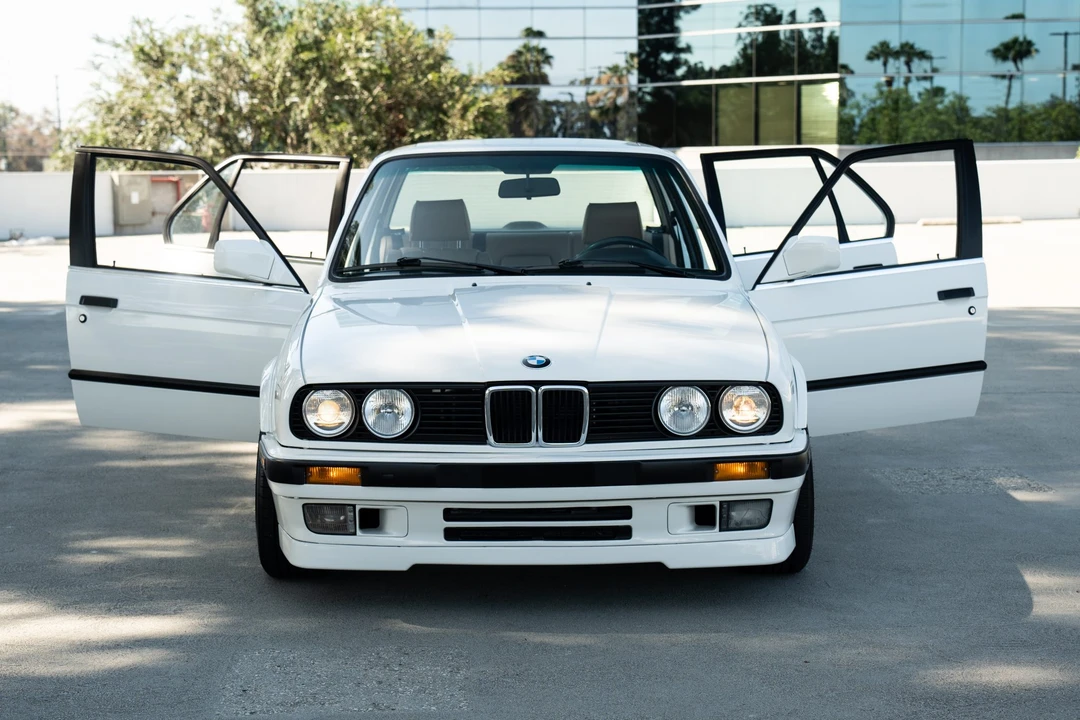 1991 BMW E30 3 Series - Image 14 of 31