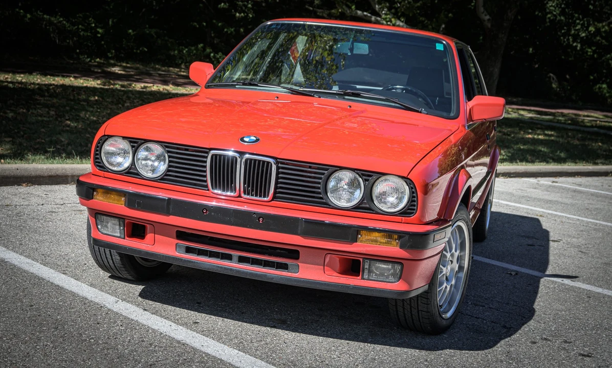 1991 BMW E30 3 Series - Image 3 of 31
