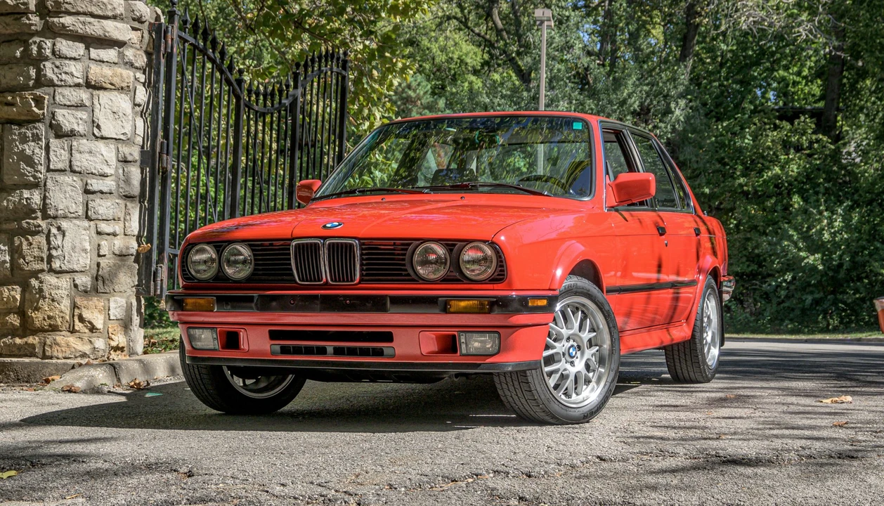 1991 BMW E30 3 Series - Image 5 of 31