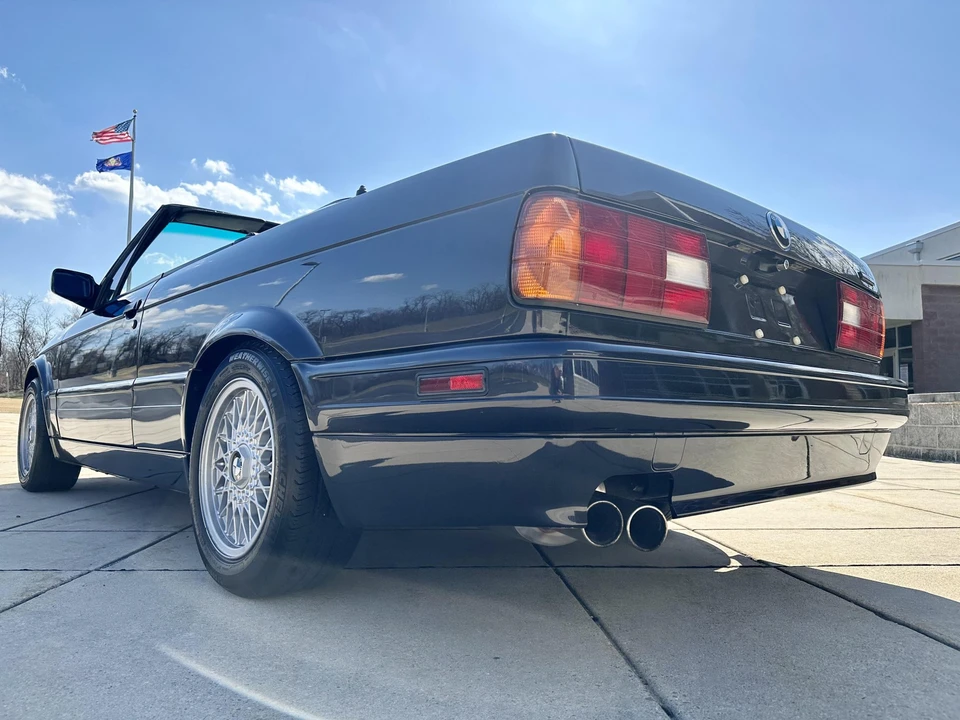 1991 BMW E30 3 Series - Image 13 of 31