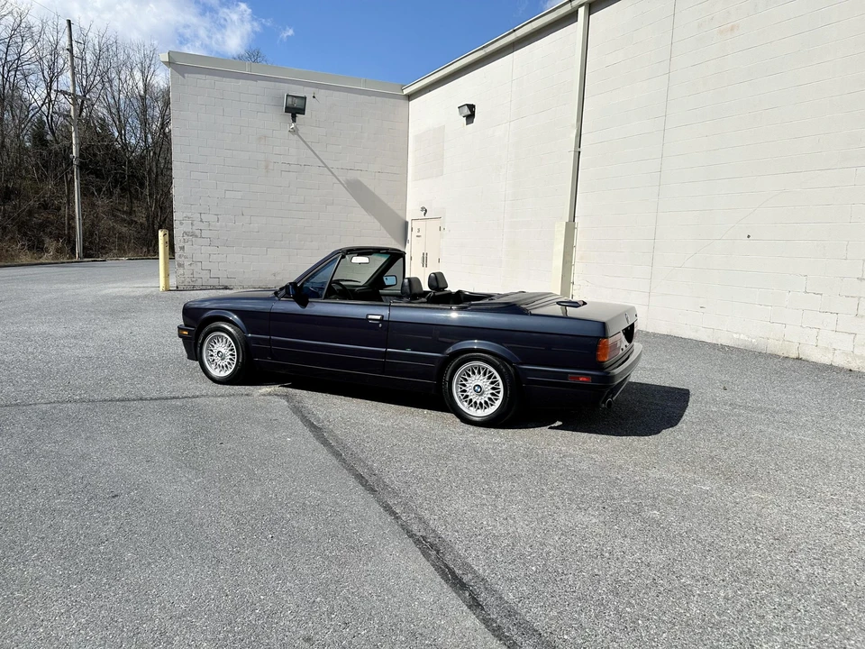 1991 BMW E30 3 Series - Image 8 of 31