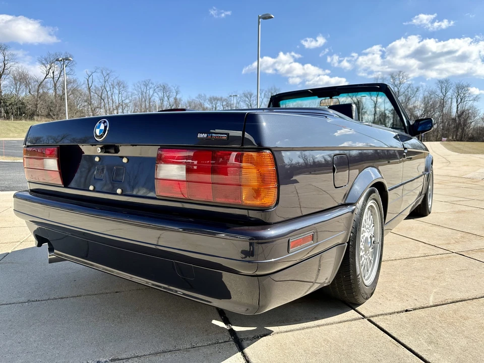 1991 BMW E30 3 Series - Image 17 of 31