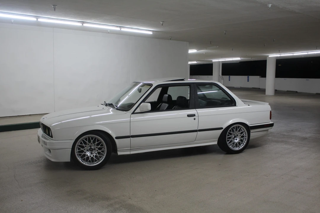 1991 BMW E30 3 Series - Image 8 of 31