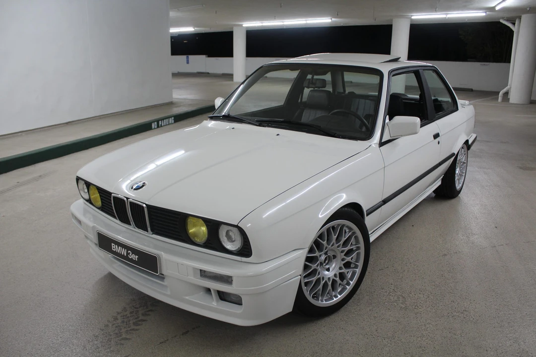 1991 BMW E30 3 Series - Image 4 of 31