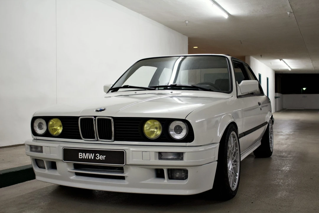 1991 BMW E30 3 Series - Image 3 of 31