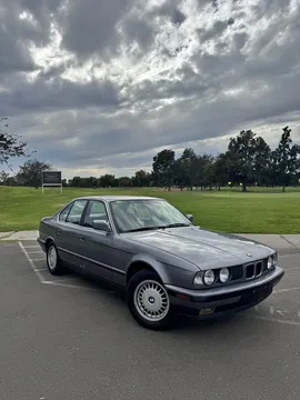 1991 BMW 5 Series 525i Sedan 4D