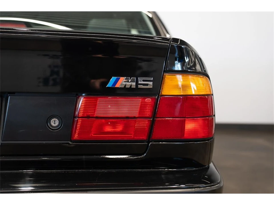 1991 BMW E34 5 Series - Image 10 of 31