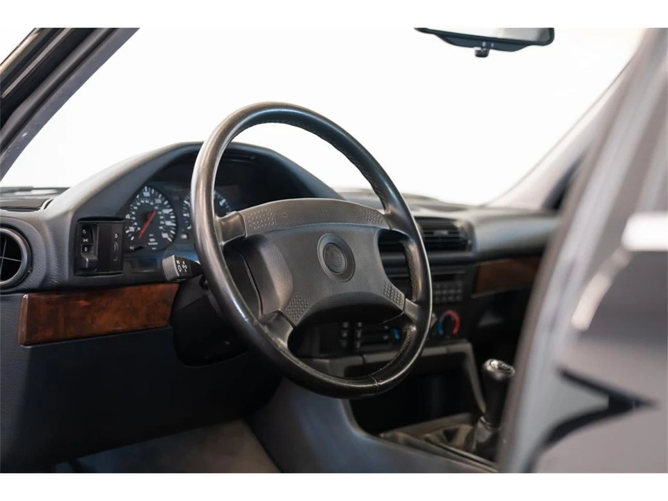 1991 BMW E34 5 Series - Image 18 of 31