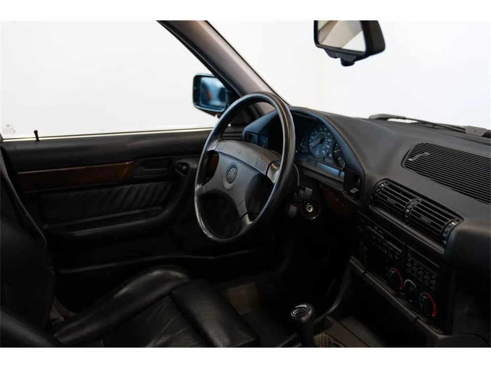 1991 BMW E34 5 Series - Image 16 of 31