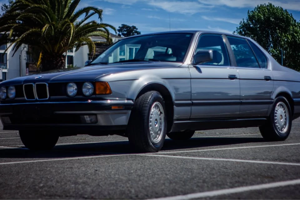 1991 BMW E32 7 Series - Image 3 of 8
