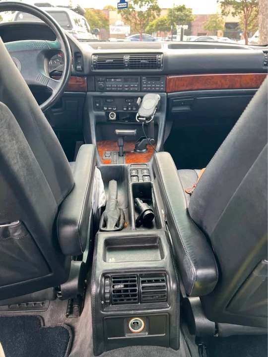 1991 BMW E32 7 Series - Image 8 of 8