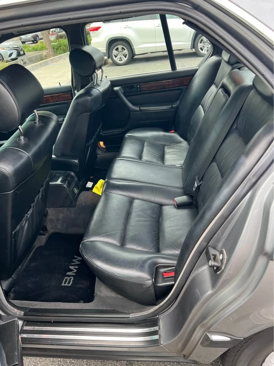 1991 BMW E32 7 Series - Image 7 of 8