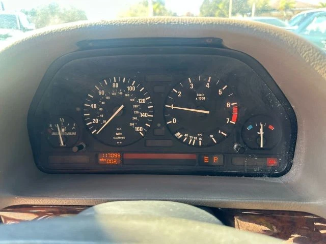 1991 BMW E32 7 Series - Image 18 of 19