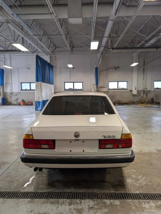 1991 BMW E32 7 Series - Image 2 of 14