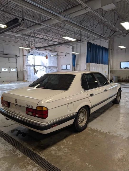 1991 BMW E32 7 Series - Image 3 of 14