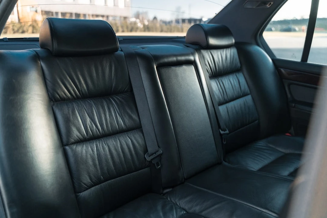 1991 BMW E32 7 Series - Image 29 of 30