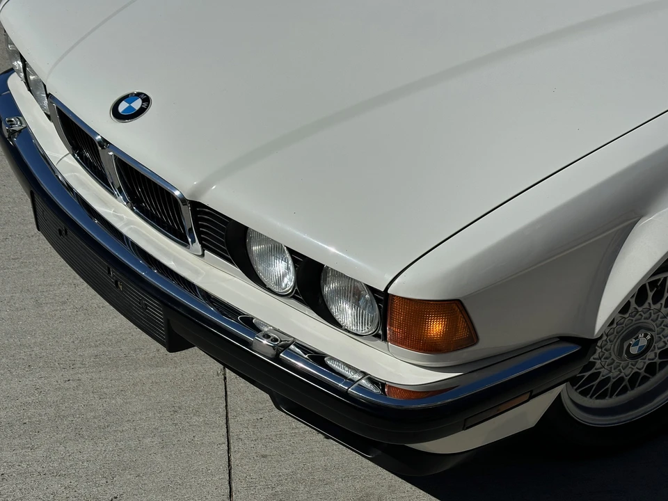 1991 BMW E32 7 Series - Image 27 of 31