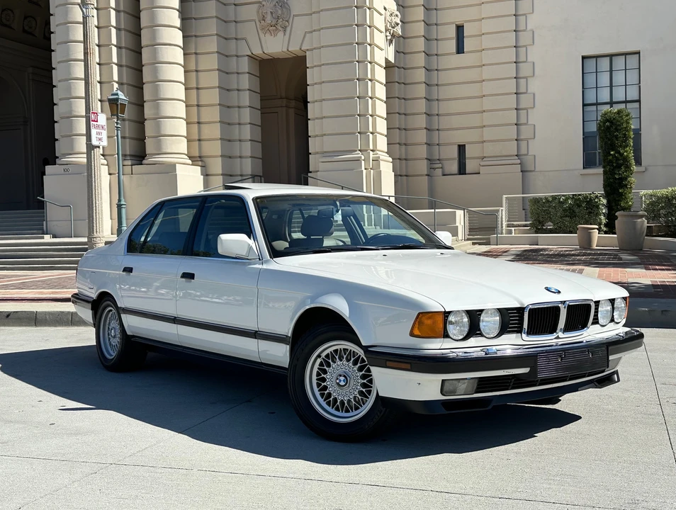 1991 BMW E32 7 Series - Image 6 of 31