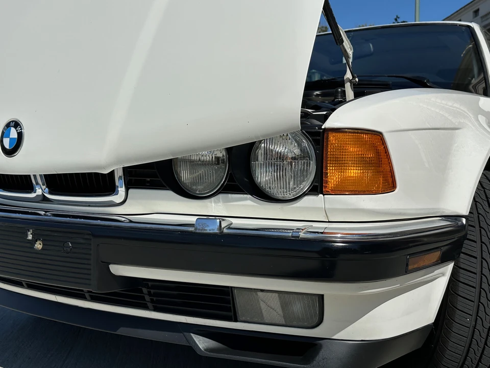 1991 BMW E32 7 Series - Image 25 of 31