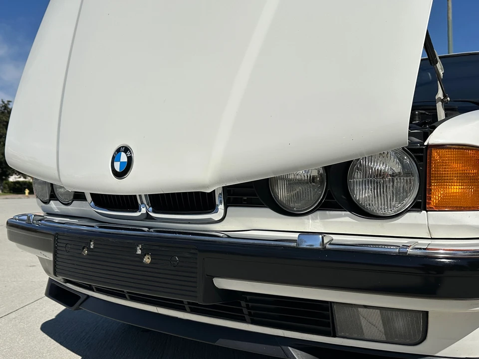1991 BMW E32 7 Series - Image 26 of 31