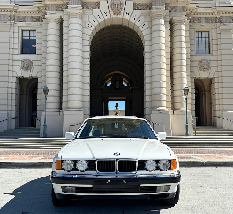 1991 BMW E32 7 Series - Image 4 of 31