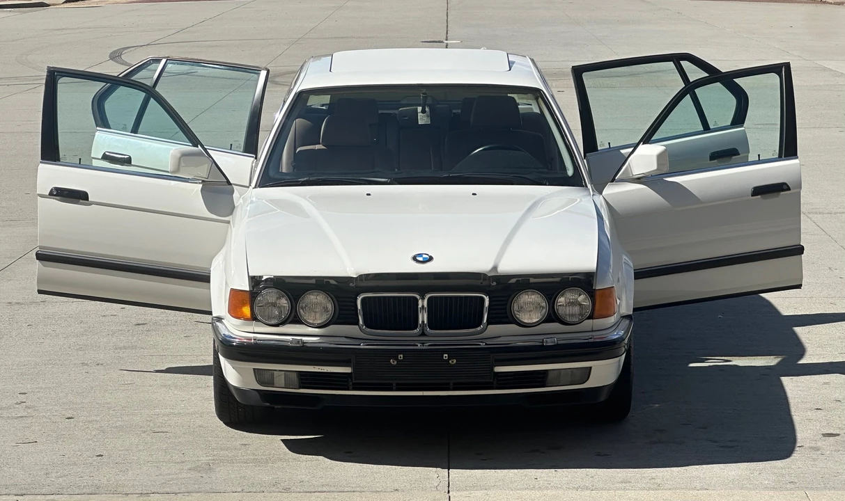 1991 BMW E32 7 Series - Image 21 of 31