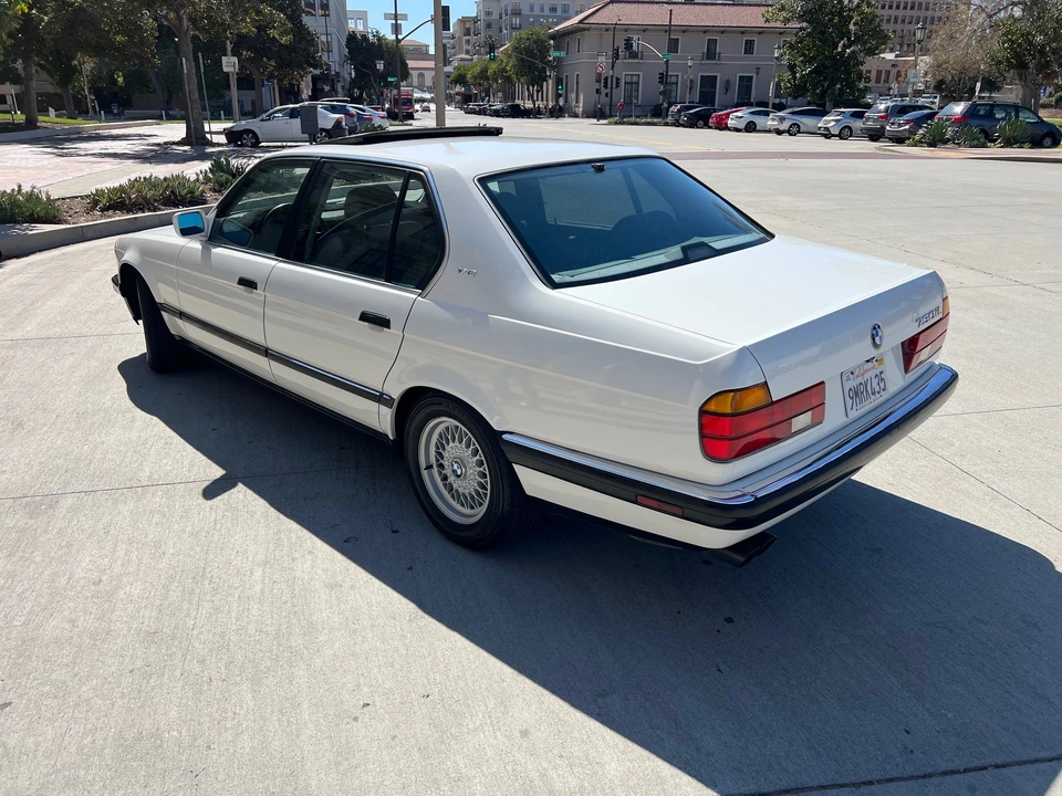 1991 BMW E32 7 Series - Image 15 of 31