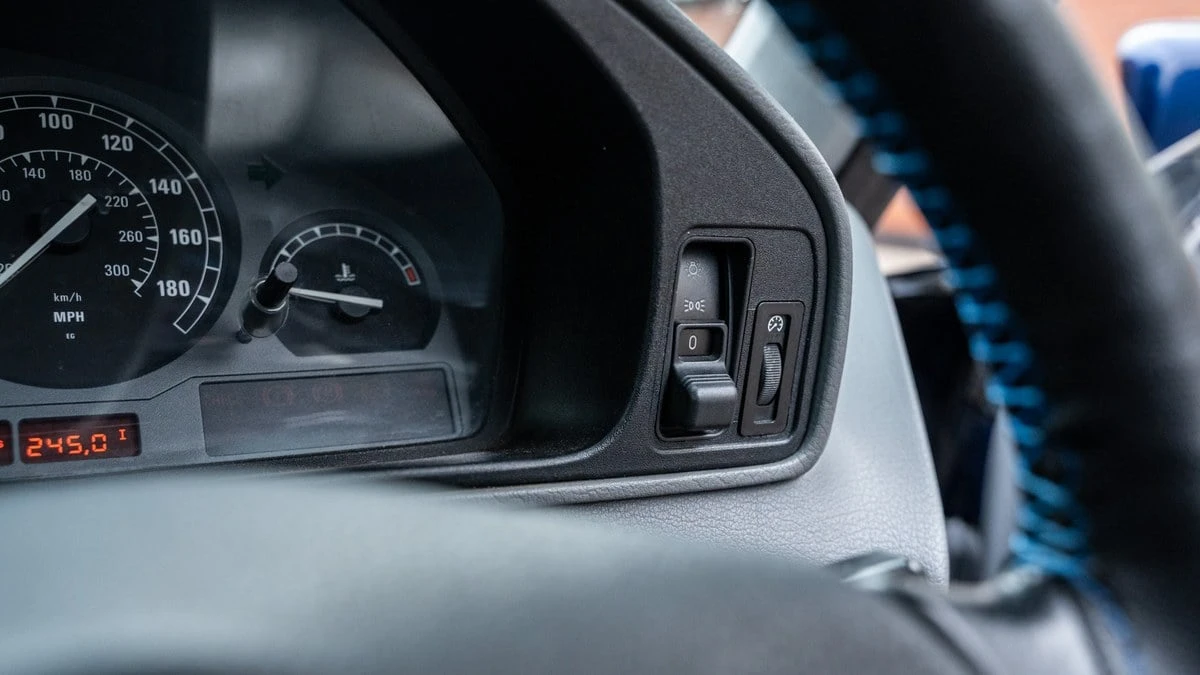 1991 BMW E31 850i & 850Ci - Image 27 of 30