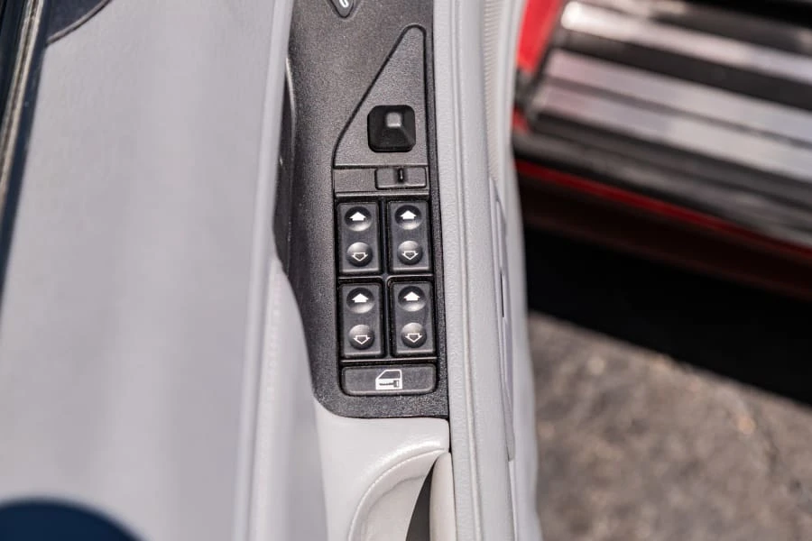 1991 BMW E31 850i & 850Ci - Image 20 of 27