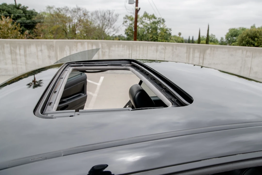 1991 BMW E31 850i & 850Ci - Image 28 of 31