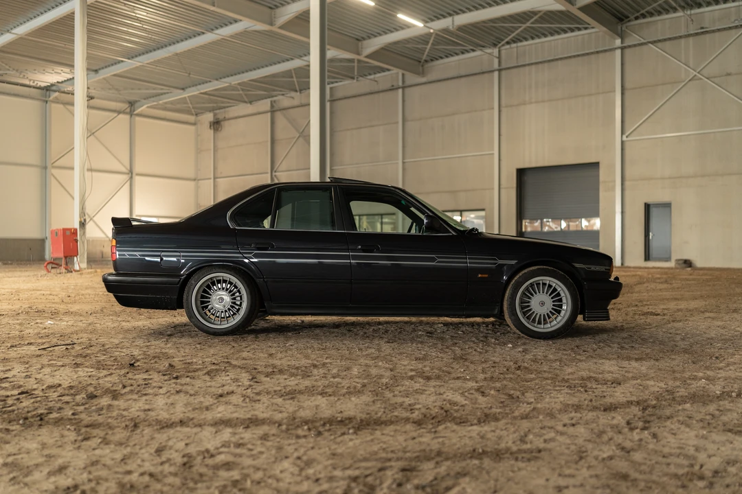 1991 BMW Alpina B10 - Image 8 of 31