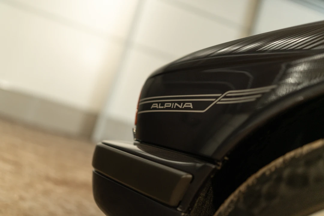 1991 BMW Alpina B10 - Image 28 of 31