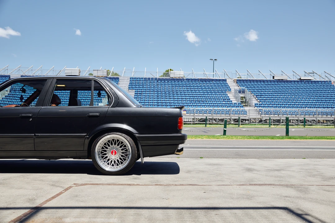 1990 BMW E30 3 Series - Image 14 of 31