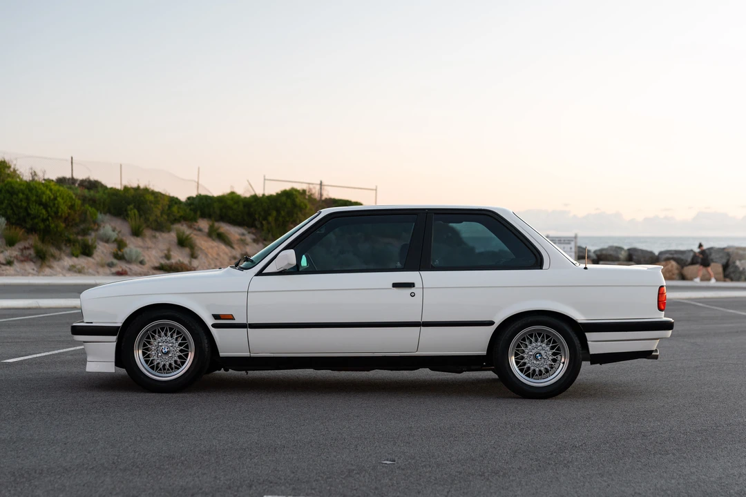 1991 BMW E30 3 Series - Image 8 of 31