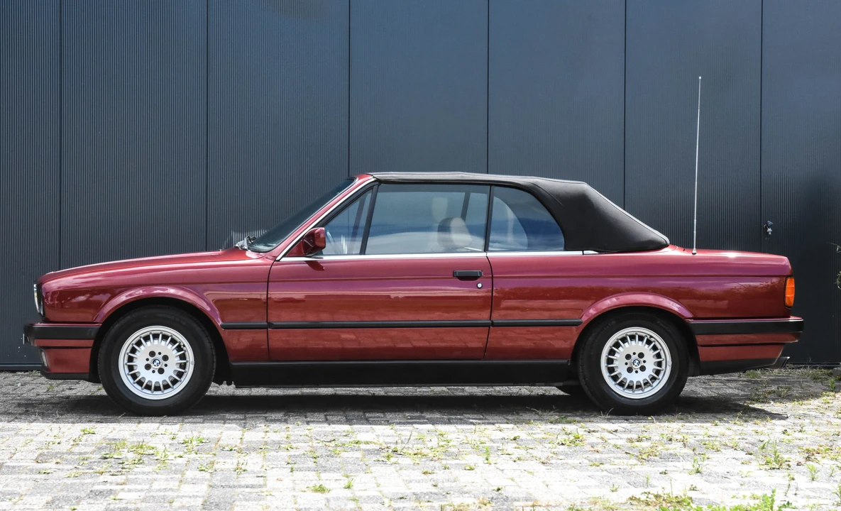 1991 BMW E30 3 Series - Image 17 of 31