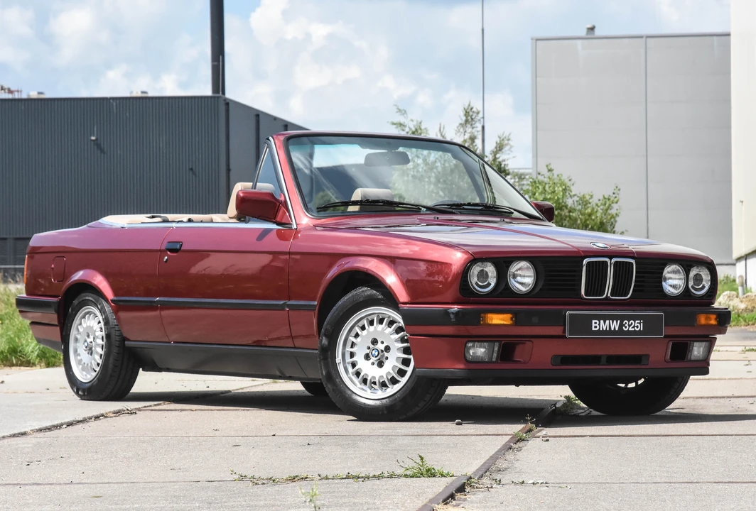 1991 BMW E30 3 Series - Image 14 of 31