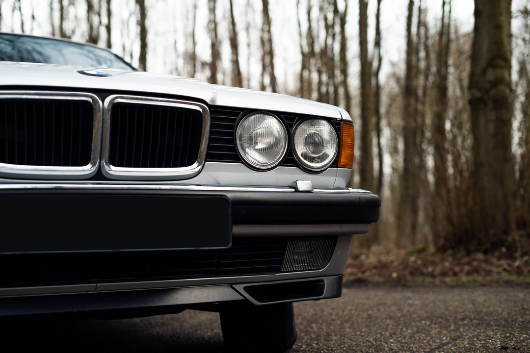1991 BMW E32 7 Series - Image 16 of 31