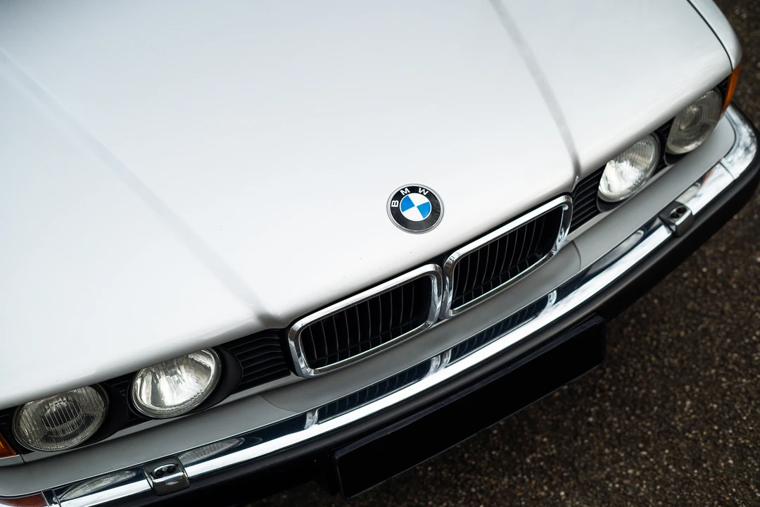 1991 BMW E32 7 Series - Image 17 of 31