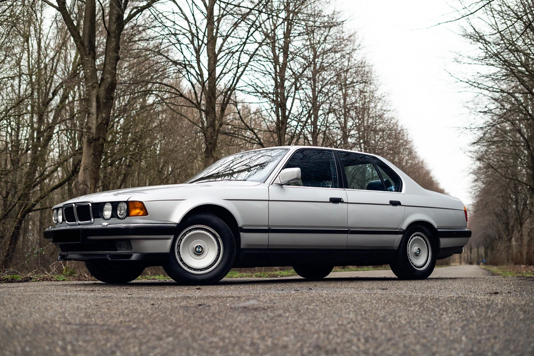 1991 BMW E32 7 Series - Image 14 of 31