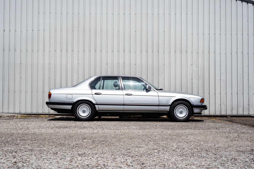 1991 BMW E32 7 Series - Image 5 of 31