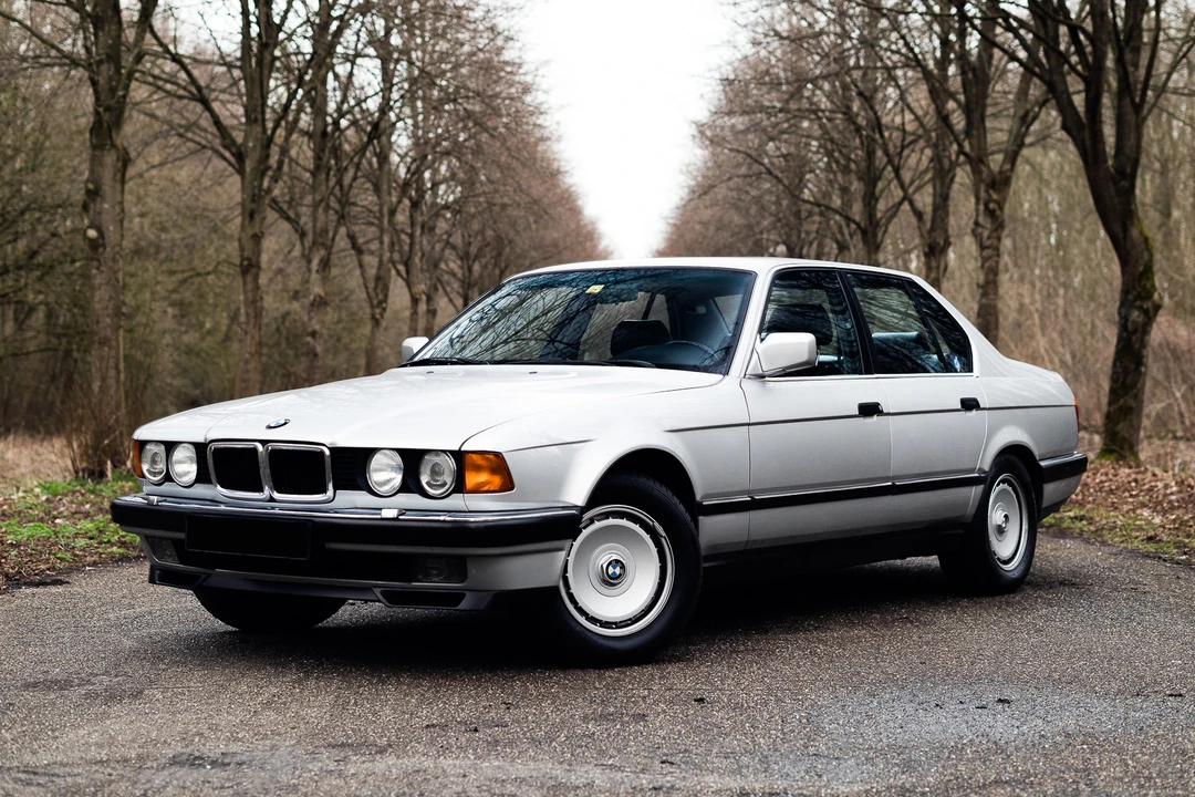 1991 BMW E32 7 Series - Image 2 of 31