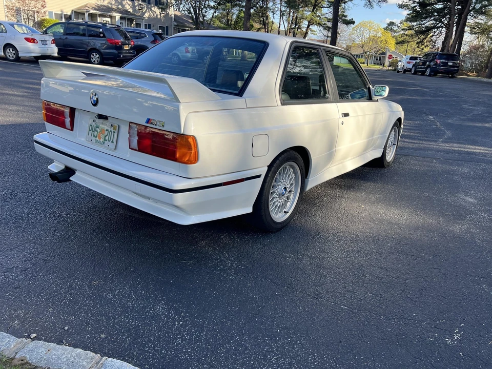 1991 BMW E30 M3 - Image 25 of 31