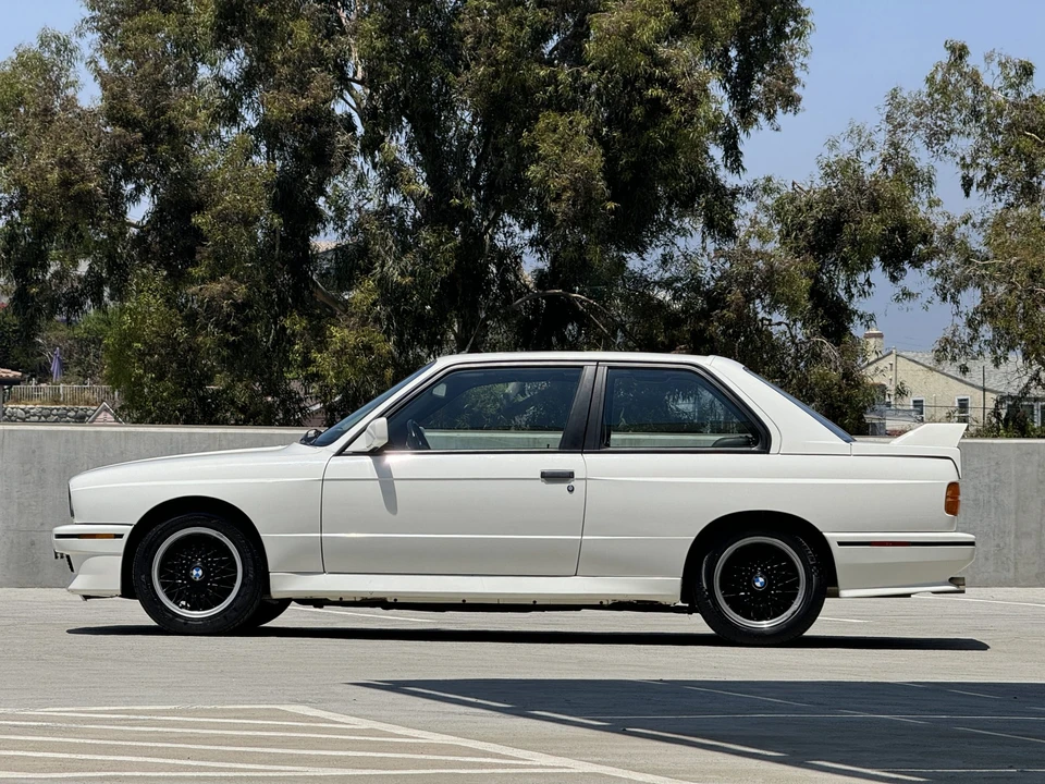 1991 BMW E30 M3 - Image 28 of 31