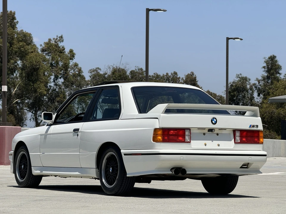 1991 BMW E30 M3 - Image 19 of 31