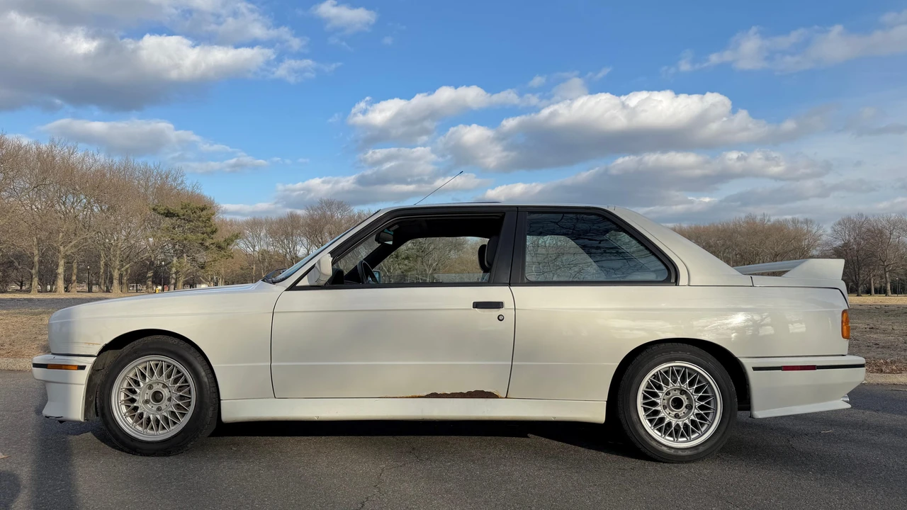 1991 BMW E30 M3 - Image 15 of 31
