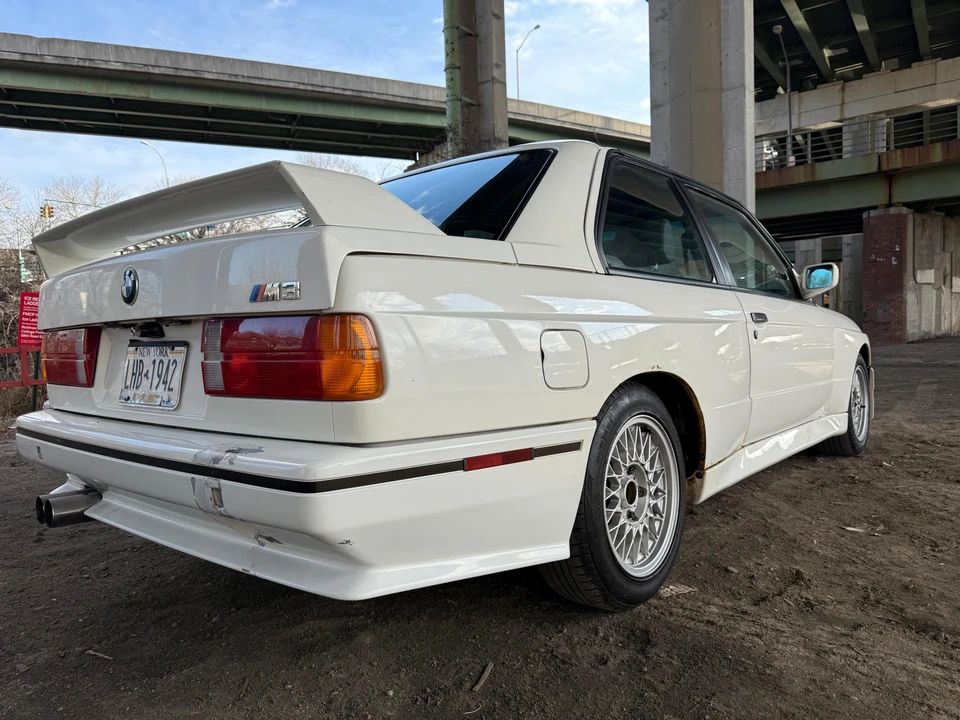 1991 BMW E30 M3 - Image 21 of 31